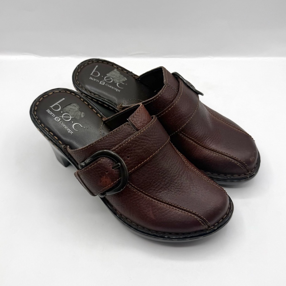 b.o.c Born Concept Brown Leather Clogs Mules Heels Buckle Slip-On Size 6